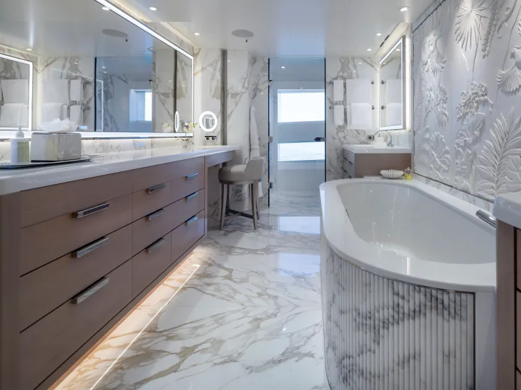 SANTOSHA HEESEN_Bathroom_01