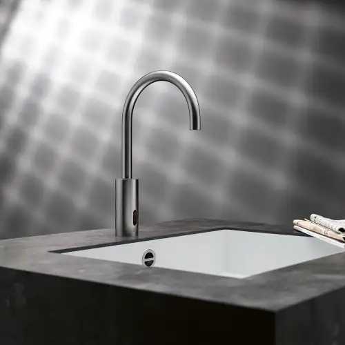 Touchfree Robinetterie de lavabo avec fonction d’ouverture et de fermeture électronique sans garniture d’écoulement - Chrome - 44 521 660-00