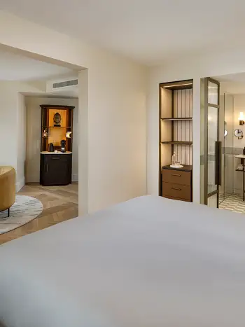 Hotel_Ambassador_Junior Suite_61_India_HotelFotograf.ch_Jeronimo_Vilaplana_01