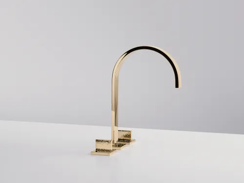 B012MRE_Dornbracht_Luxury_MEM_Gold_Hammerschlag_M04_0765_v10_eciRGBv2_layers