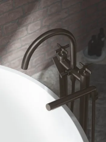 Premium design tub faucet transitional