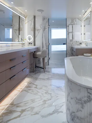 SANTOSHA HEESEN_Bathroom_01