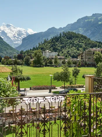 VJ_DeluxeDoubleRoom_DSC_1770