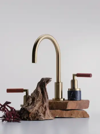 Dornbrcht Atelier_TARA_Wood Handles_01