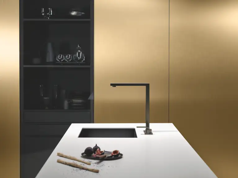 Premium design kitchen faucet sculptural