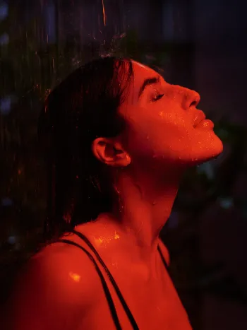 Dornbracht_Showers_SERENITY-SKY+_PR_FR_Model_03