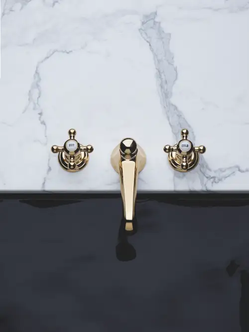 Premium innovation washbasin faucet classic