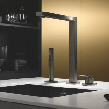 Premium design kitchen faucet sculptural
