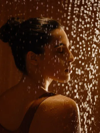 Dornbracht_Showers_AQUAHALO_ACR_Model_05