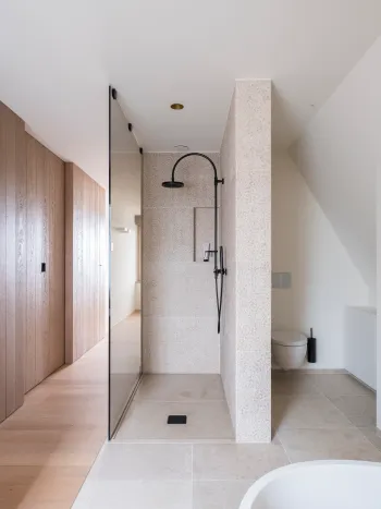 aDornbracht_Luxushaus_MarSARchitekten_Tara_black_matt (12)