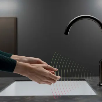 Dornbracht-luxury-bathroom-faucets-touchfree-infrared-header