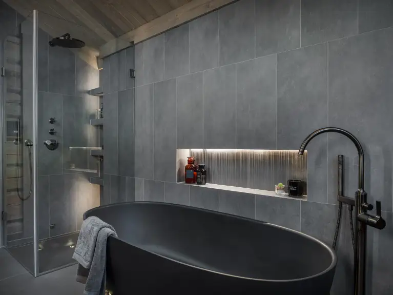 LHM 9 MAX_bathroom_3_Bernat Tubau