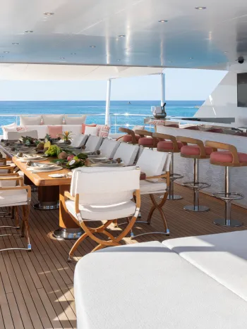 SANTOSHA HEESEN_Exterior_03