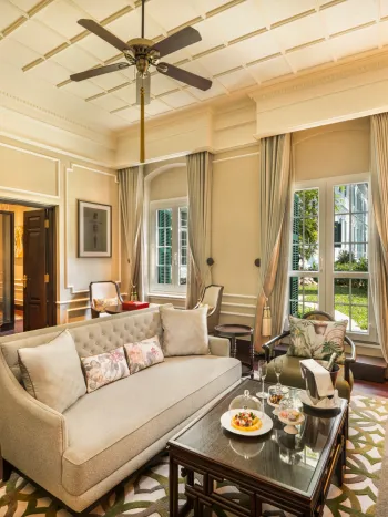 Somerset Maugham Suite_living room 1