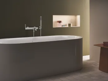 Premium design tub faucet minimalistic