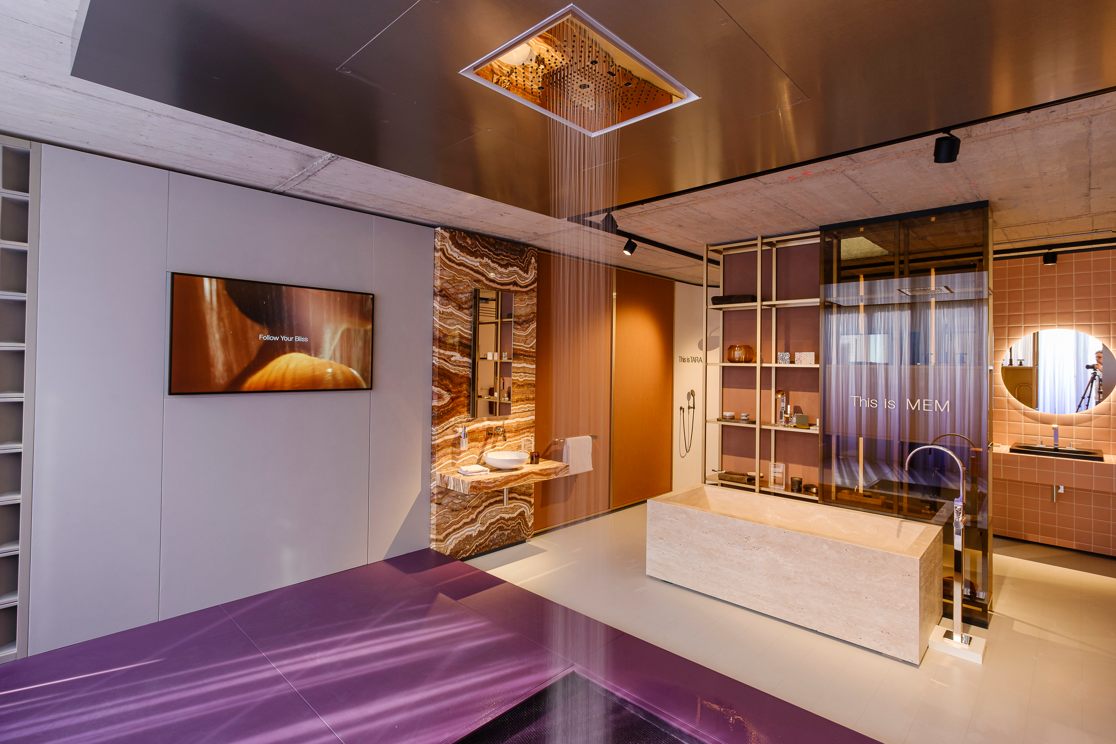 Luxury Showers, Faucets and Sinks for Bath and Kitchen