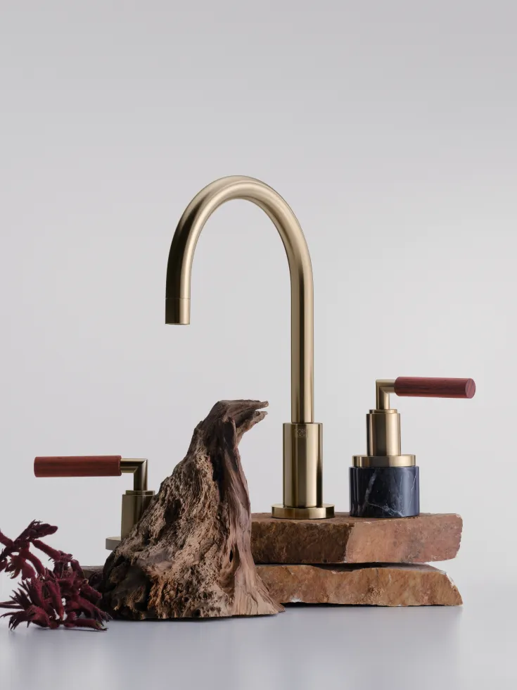 Dornbrcht Atelier_TARA_Wood Handles_01