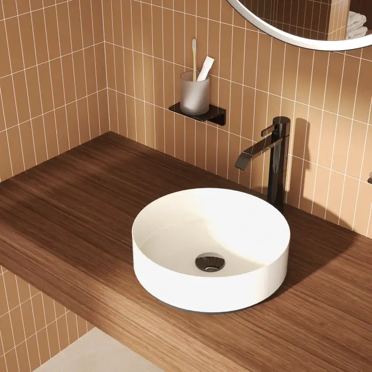 IMO_Dark Chrome_Apartment Bathroom_3