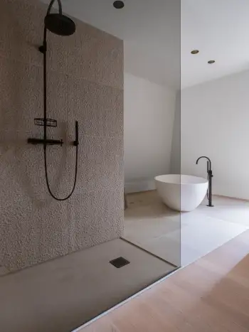 aDornbracht_Luxushaus_MarSARchitekten_Tara_black_matt (15)