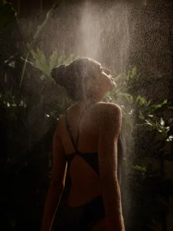 Dornbracht_Showers_SERENITY-SKY+_CM_Model_01