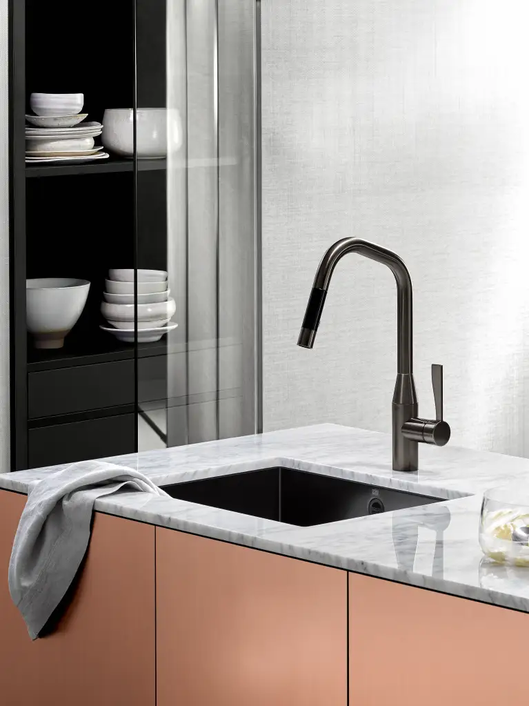 Premium design kitchen faucet professional