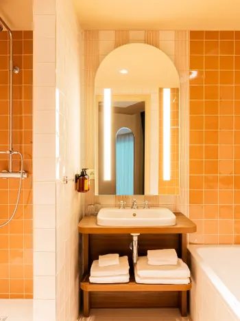 The Ostendian_Suite_19