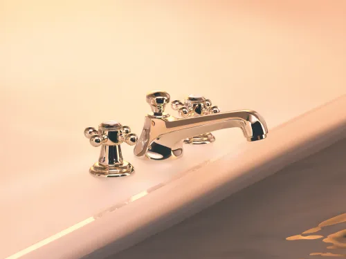 Premium innovation washbasin faucet classic