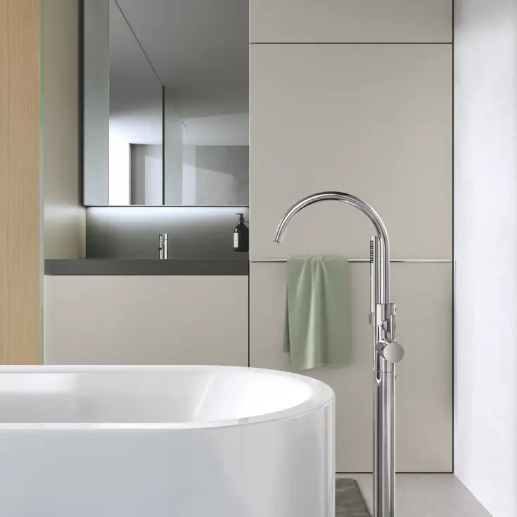 Premium design tub faucet minimalistic