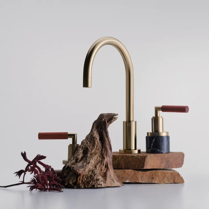 Dornbrcht Atelier_TARA_Wood Handles_01