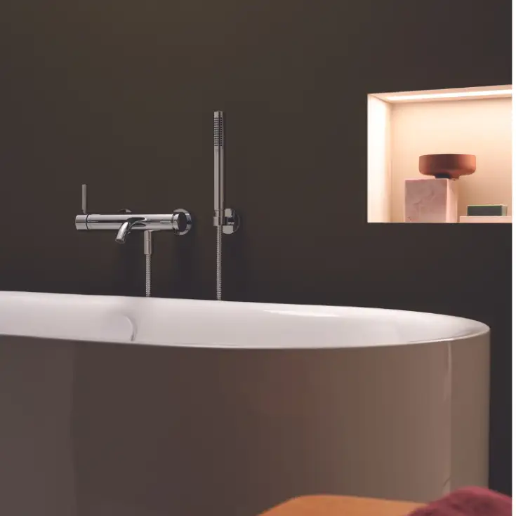 META_Collage_Badewanne