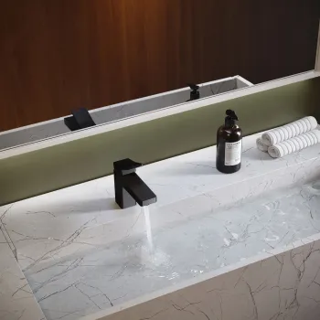Premium design washbasin faucet striking