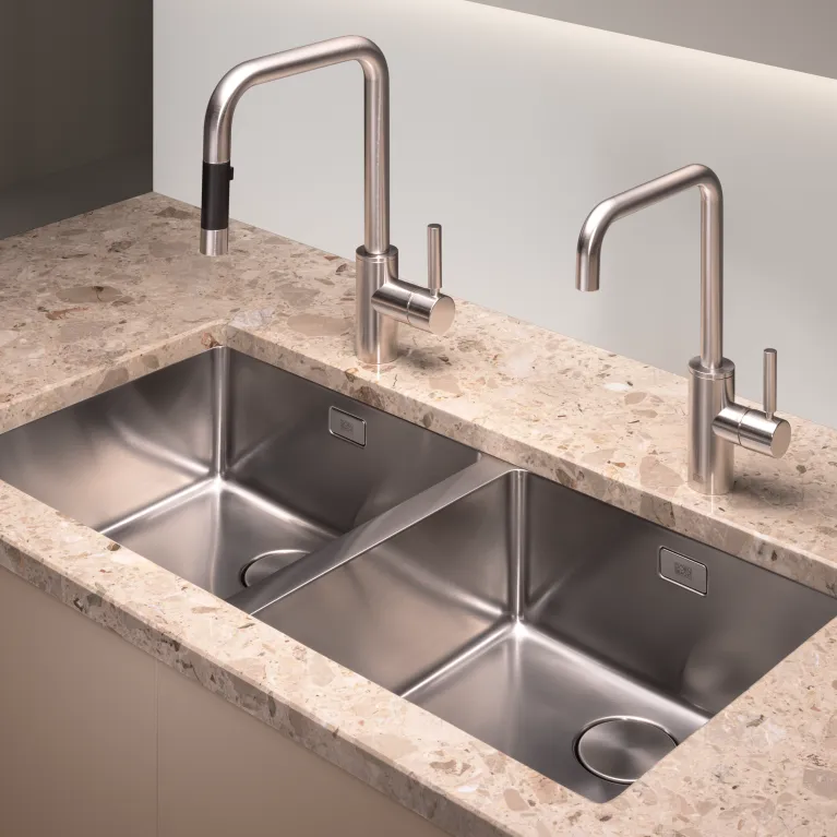 Double Sink_Brushed Stainless Steel_02