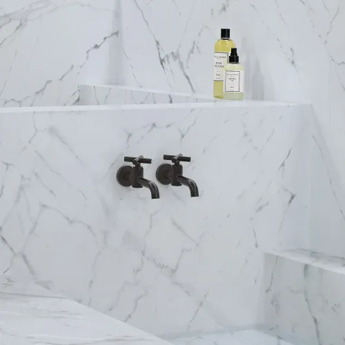 TARA Rubinetto a muro Acqua fredda senza piletta - Nero opaco - 30 010 892-33