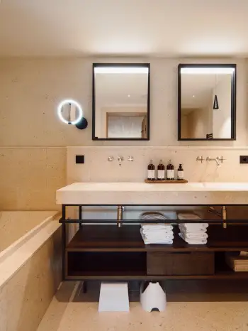 Moargut_bathroom_4