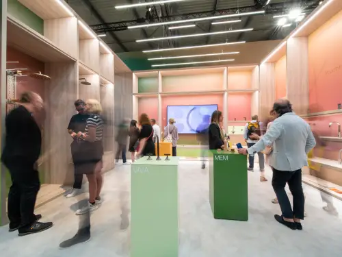 53- Dornbracht Stand Salone 2022 - Visitors on Stand H.R.