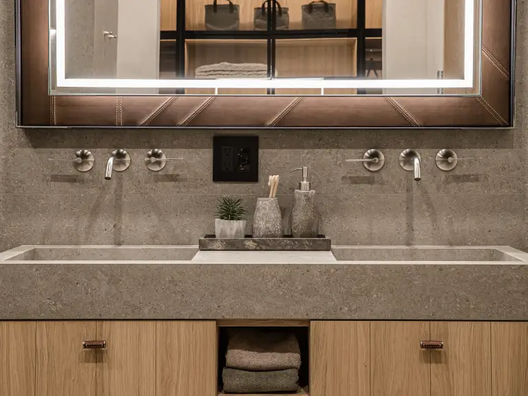 Montana_bathroom_18