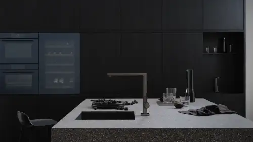 LOT_Brushed Dark Platinum_01